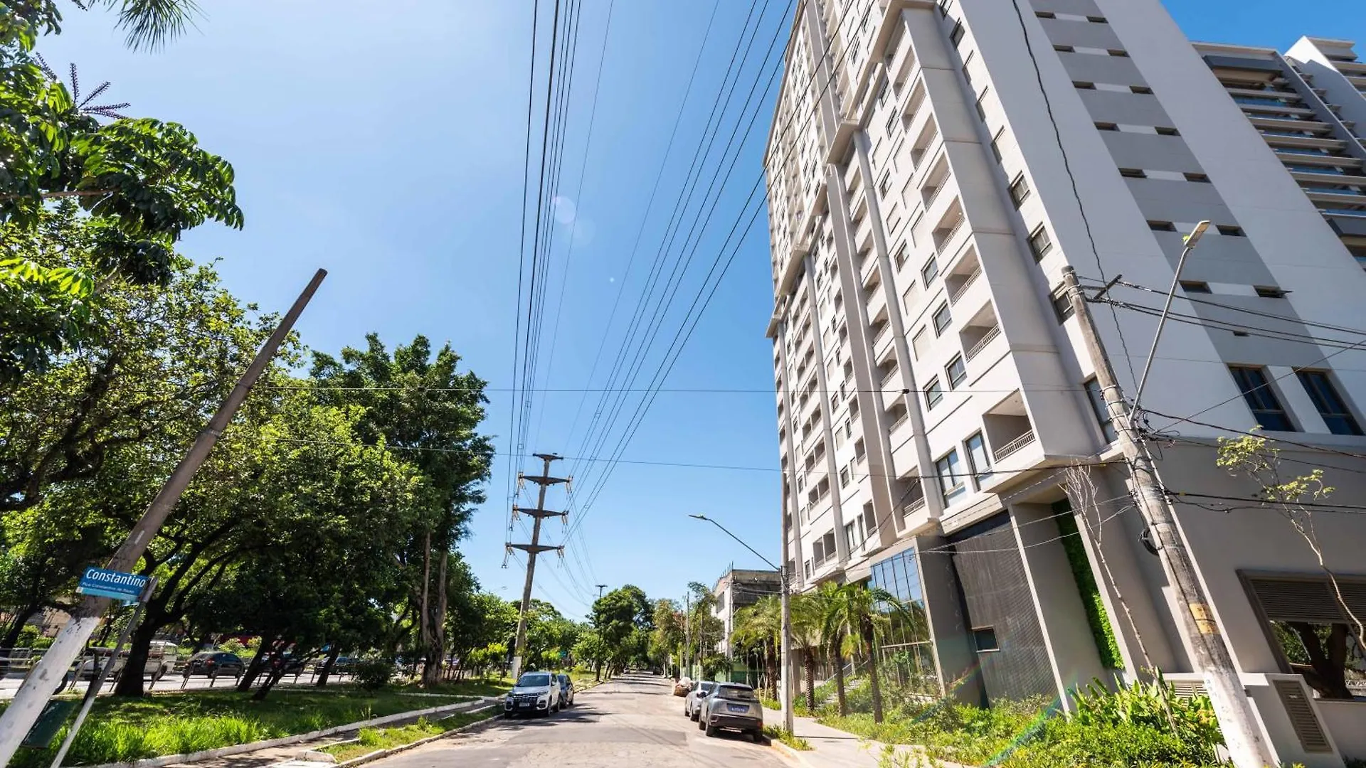 Premium Campo Belo, Fast Wi-Fi , Wide, Illuminated Apartment Sao Paulo