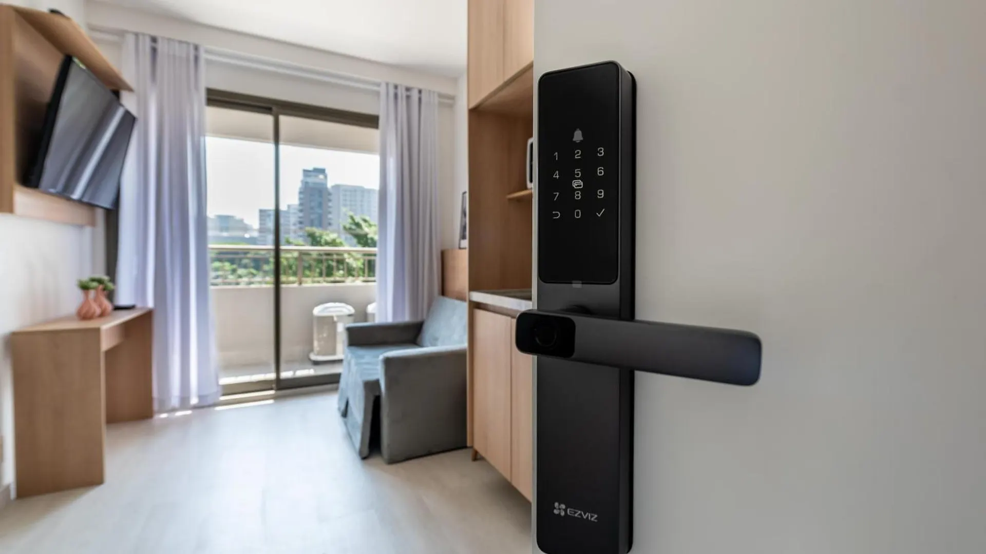 Premium Campo Belo, Fast Wi-Fi , Wide, Illuminated Apartment Sao Paulo